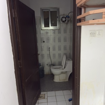 Al Malaz, Rooms Available, SAR 1000/month,  Offering 1 Room In 2 BHK Appartment.