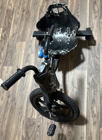 Khobar, Baby & Kid Stuff, SAR 200,  200 Car ,scooter , Bicycle And Draft Scooter