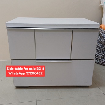 Manama, Furniture, BHD 8,  ✅️Side Table For Sale In Good Condition With Delivery