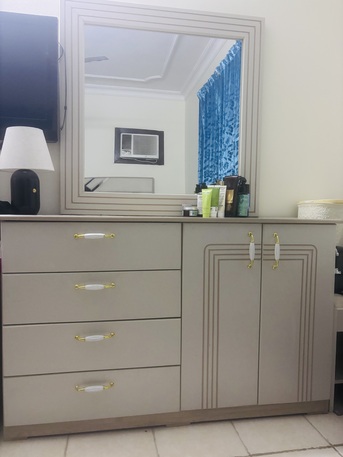 Al Murabba, Furniture, SAR 2300,  Want To Sell Almost New Bed Set