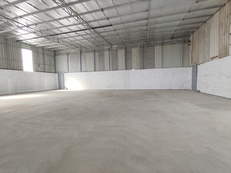 Manama, Warehouses, BHD 350,  350 Sq. Meter,  Buri:- Store/Warehouse On Rent Without Address