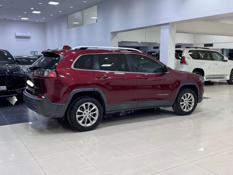 Manama, Vehicles, Cars & Trucks , BHD 3700,  Jeep Cherokee Lngitude,  2019,  Automatic,  93000 KM,    (Maroon)