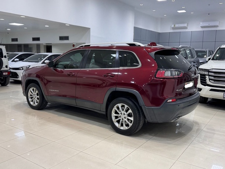 Manama, Vehicles, Cars & Trucks , BHD 3700,  Jeep Cherokee Lngitude,  2019,  Automatic,  93000 KM,    (Maroon)
