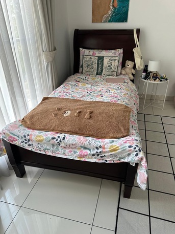 Saar, Furniture, BHD 20000,  Two Single Pottery Barn Beds With Mattress