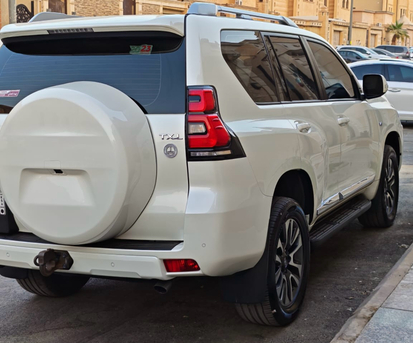 Riyadh, Vehicles, Cars & Trucks , SAR 155,  Toyota Land Cruiser,  2023,  Automatic,  89768 KM,   Prado   V6 TXL Excellent Condition