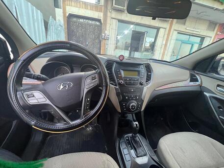 Riyadh, Vehicles, Cars & Trucks , SAR 32000,  Hyundai Santa Fe,  2016,  Automatic,  240 KM,   7-seater Family Car, 2nd Owner, Available Last 7 Year Neat And Clean