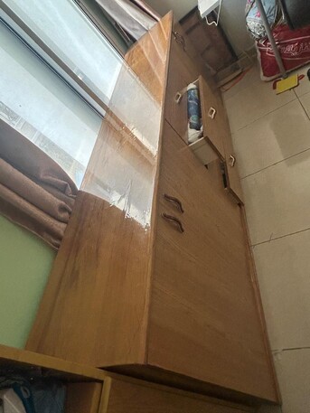 Akrabia, Furniture, SAR 10000100,  100 Shelf & 100 Table+Chair