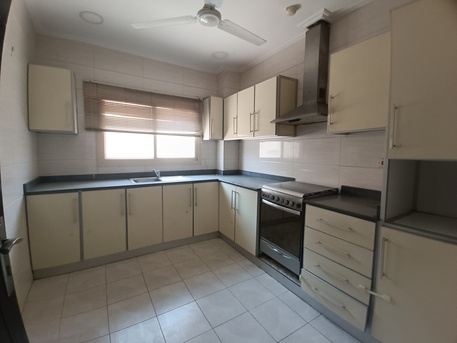 Manama, Apartments/Houses, BHD 300/month,  2 BR,  150 Sq. Meter,  Fully Furnished 2bhk With 50bd Limit