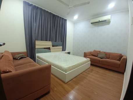 Manama, Apartments/Houses, BHD 300/month,  2 BR,  150 Sq. Meter,  Fully Furnished 2bhk With 50bd Limit