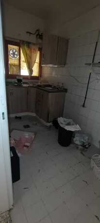 Sharjah, Apartments/Houses, AED 24000/year,  2 BR,  1000 Sq. Meter,  Nice 2bhk Window Ac Easy Exit For Dubai