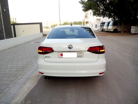 Manama, Vehicles, Cars & Trucks , BHD 2900,  Volkswagen Jetta,  2016,  Automatic,  108000 KM,   2.0L Very Neat Clean Car Expat Leaving For Sale!