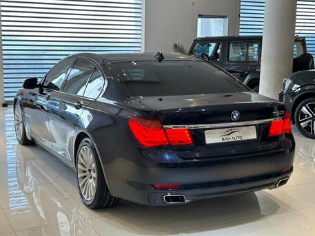 East Riffa, Vehicles, Cars & Trucks , BHD 2500,  Bmw 730LI,  2011,  Automatic,  155000 KM,   MODEL  FOR SALE