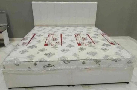 Jeddah, Furniture, SAR 5,  New Best Quality Medium Bed ,single Bed And Double Bed 🛏️ With Mattress Available