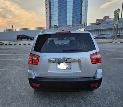 Khobar, Vehicles, Cars & Trucks , SAR 32000,  Kia Mohave,  2013,  Automatic,  187000 KM,  Full Option With Sunroof. Well Maintained. Spacious And Luxurious