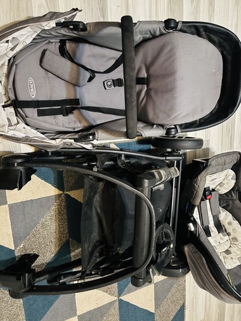 Jeddah, Baby & Kid Stuff, SAR 500,  Graco Stroller And Car Seat