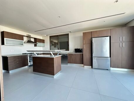 Abdoun, Apartments/Houses, JOD 29000/year,  4 BR,  400 Sq. Meter,  Spacious Apartment For Rent In Abdoun