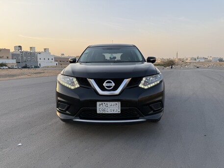 Riyadh, Vehicles, Cars & Trucks , SAR 38000,  Nissan Xtrial 2016 / Standard / 2wd / 5 Seater,  2016,  Automatic,  215 KM,
