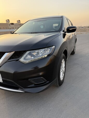 Riyadh, Vehicles, Cars & Trucks , SAR 38000,  Nissan Xtrial 2016 / Standard / 2wd / 5 Seater,  2016,  Automatic,  215 KM,