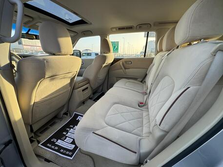 Manama, Vehicles, Cars & Trucks , BHD 10500,  Nissan Patrol SE,  2016,  Automatic,  82000 KM,    (Silver)