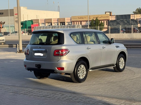 Manama, Vehicles, Cars & Trucks , BHD 10500,  Nissan Patrol SE,  2016,  Automatic,  82000 KM,    (Silver)