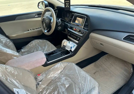 Riyadh, Vehicles, Cars & Trucks , SAR 33000,  Hyundai Sonata,  2019,  Automatic,  337000 KM,  Sonata  Semi Base