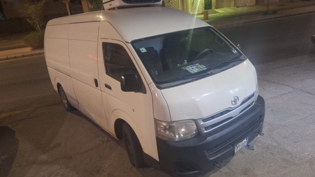 Aziziyah, Vehicles, Cars & Trucks , SAR 55000,  Toyota Hi-Ace,  2013,  Manual,  500000 KM,   Model HiAce For Sale