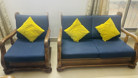 Manama, Furniture, BHD 75,  Wooden Sofa Set. 6 Seater With Center Table