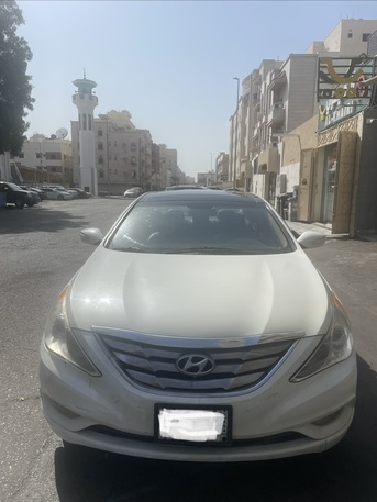 Jeddah, Vehicles, Cars & Trucks , Hyundai Sonata,  2012,  Automatic,  392000 KM,  Sonata  Full Option For Sale