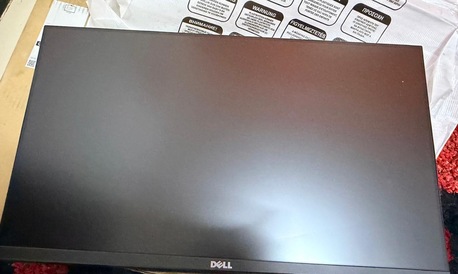 Madinat Al Ummal, Computers, SAR 400,  Dell Monitor