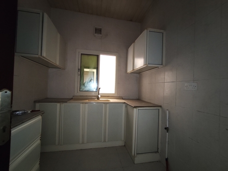 Manama, Apartments/Houses, BHD 170/year,  2 BR,  Manama:- 2Bhk Unfurnished Flat On Rent Beside AMH Hospital
