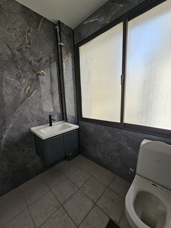 Manama, Offices, BHD 280,  Semi Furnished, Spacious, Renovated, Parking.Diplomatic Area.39128508