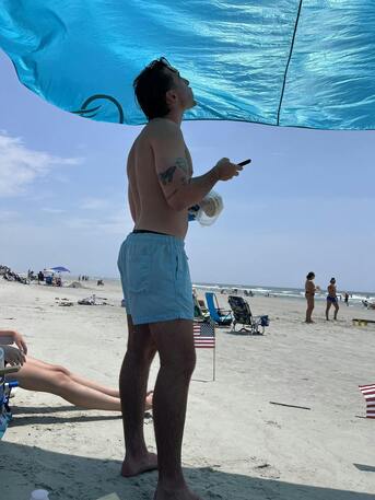 Sydney, Collectibles, AUD 200,  Stable And Durable Umbrella For Breezy Beach Days