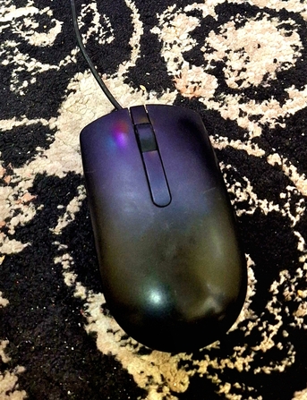 Manama, Electronics, BHD 40,  Geepas 43 Inch Smart Tv Only Use Six Month 40 Bd Last