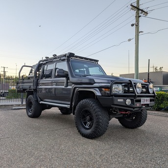 Brisbane, Automotive, Heavy-Duty 4WD Tow Bar Installation Brisbane - Amped Automotive