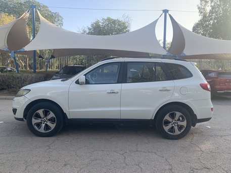 Riyadh, Vehicles, Cars & Trucks , SAR 22000,  Hyundai Santa Fe,  2012,  Automatic,  289000 KM,    Very Clean Interior And Exterior