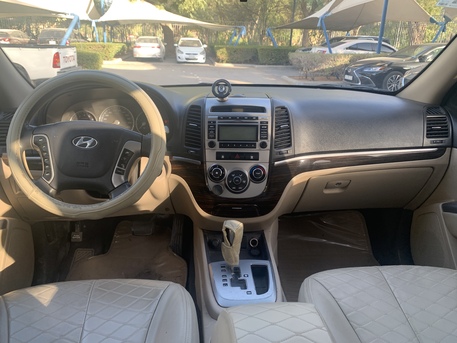 Riyadh, Vehicles, Cars & Trucks , SAR 22000,  Hyundai Santa Fe,  2012,  Automatic,  289000 KM,    Very Clean Interior And Exterior