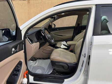 Riyadh, Vehicles, Cars & Trucks , SAR 37500,  Hyundai Tucson,  2016,  Automatic,  416000 KM,