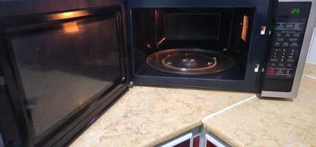 Jeddah, Appliances, SAR 350,  Samsung Microwave