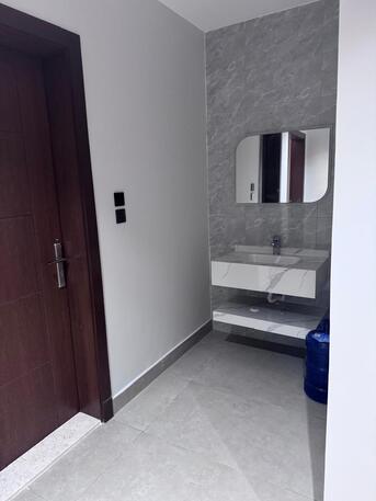 Jeddah, Rooms Available, SAR 1175/month,  SR 1,175 A Big Room With Separate Washroom - Jeddah Rehab