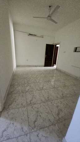 Jidhafs, Apartments/Houses, BHD 130/month,  2 BR,  2 Bedroom Unfurnished Flat For Rent Without Ewa