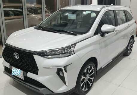 Dammam, Vehicle Lease Transfer, SAR 2100,  Veloz-Toyota -7-Seater - Model 2024 - Full Option