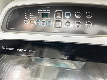Jubail, Household Items, SAR 800,  Samsung Washing Machine Active Dualwash Wobble 9kg Top Load