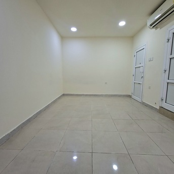 Segaya, Apartments/Houses, BHD 150/month,  Studio,  Semi Furnished Bright Studio With Unlimited Ewa In Segaya,Neat & Clean Flat @ 35547951