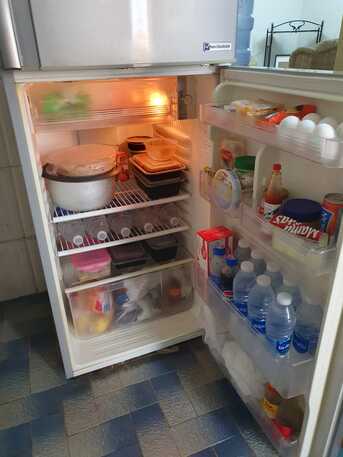 Manama, Appliances, BHD 40,  For Sale: SHARP Refrigerator, 348 Liters Capacity