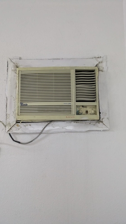 Al Jalawiyah, Furniture, 2 Bedroom Furniture And Refrigerator And AC Available