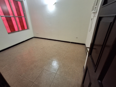 Hoora, Apartments/Houses, BHD 220/month,  Furnished,  2 BR,  2bhk Flat For Rent In Hoora Toilet Big Hall Closed Kitchen 220bd With Ewa