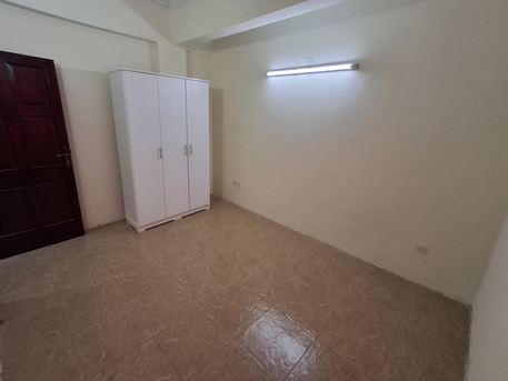 Hoora, Apartments/Houses, BHD 220/month,  Furnished,  2 BR,  2bhk Flat For Rent In Hoora Toilet Big Hall Closed Kitchen 220bd With Ewa