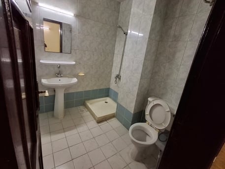 Hoora, Apartments/Houses, BHD 220/month,  Furnished,  2 BR,  2bhk Flat For Rent In Hoora Toilet Big Hall Closed Kitchen 220bd With Ewa