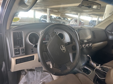 Dhahran, Vehicles, Cars & Trucks , SAR 52000,  Toyota Sequoia SR5,  2011,  Automatic,  218000 KM,  , 4x2, Black Golden Belt Khobar