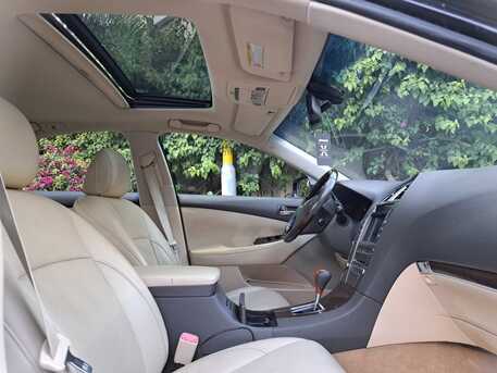 Riffa, Vehicles, Cars & Trucks , BHD 2300,  Lexus ES 350,  2011,  Automatic,  230000 KM,  Good Condition